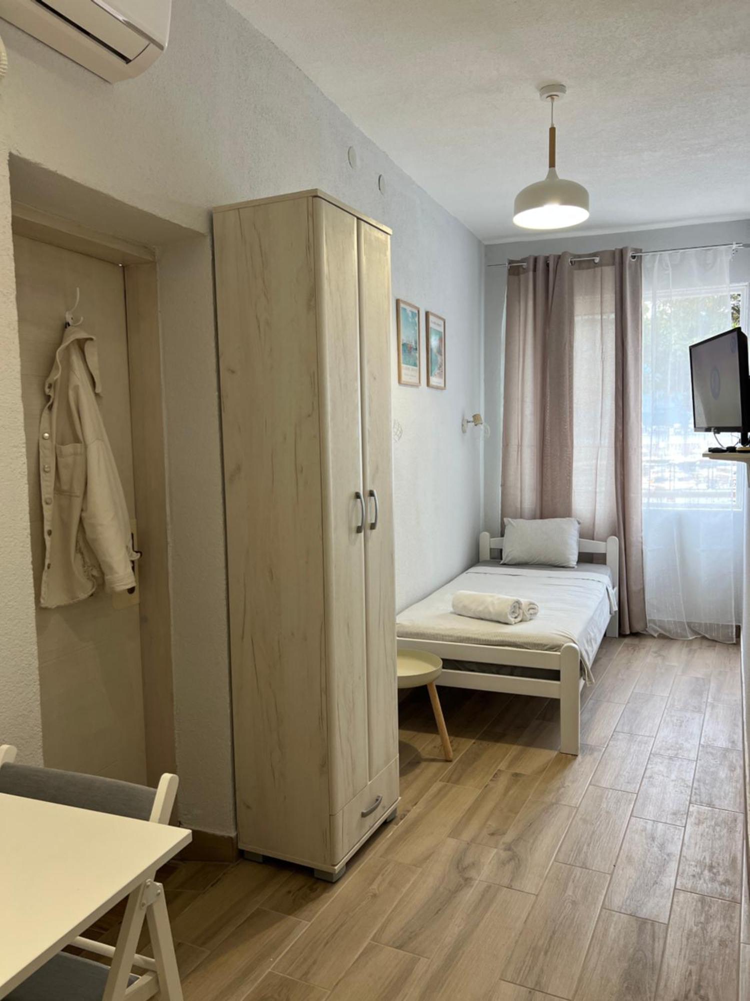 Apartments Astoria Hn Herceg Novi Exterior foto